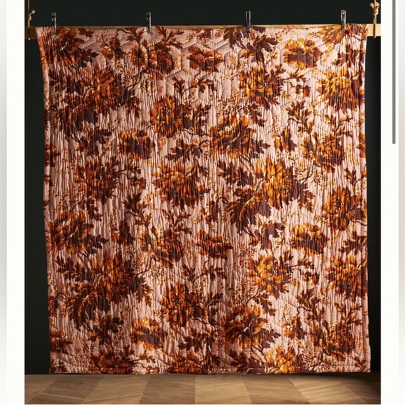 House of Hackney x Anthropologie Velvet Wilton Patchwork Quilt in Queen Size - Picture 3 of 9